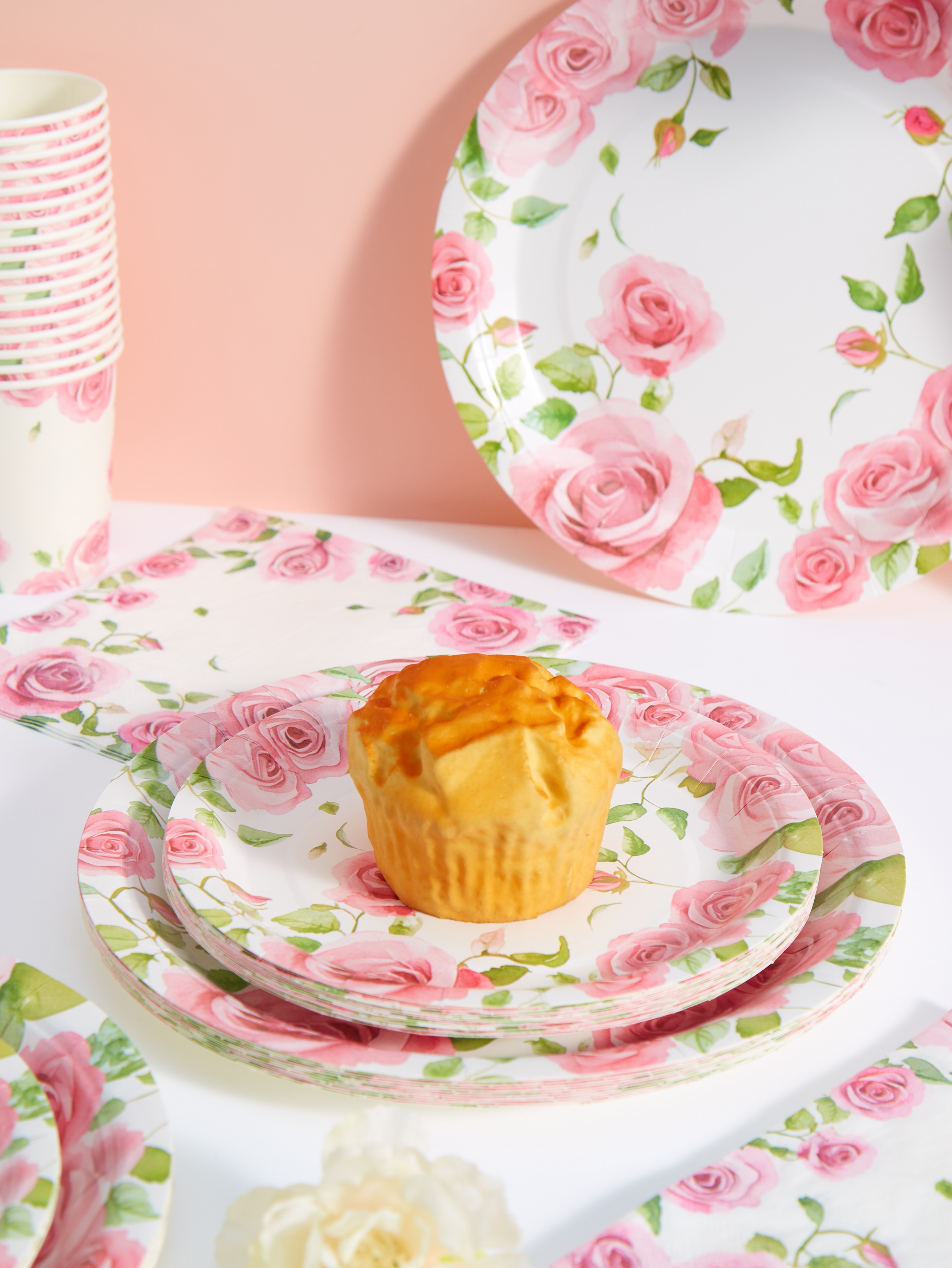 Floral Paper Plates Watercolor - Tea & Coffee Kent のレビューと価格