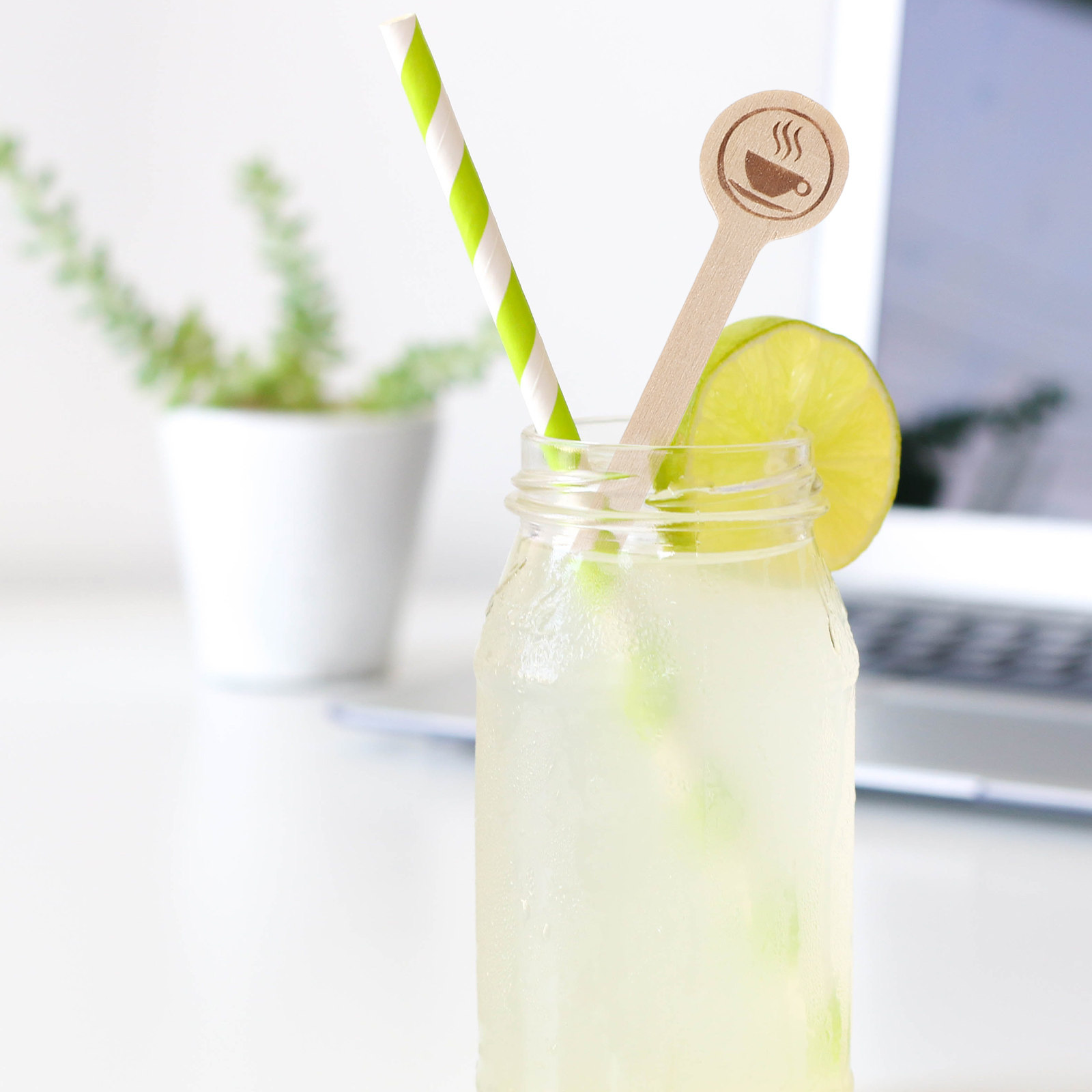 100Pcs Wooden Beverage Stirrer - Coffee Tea Hot のレビューと価格