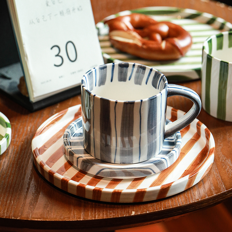 European Striped Ceramic Coffe - Coffee Tea Essentials のレビューと価格